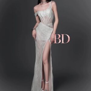 Women's Elegant White Maxi Dress